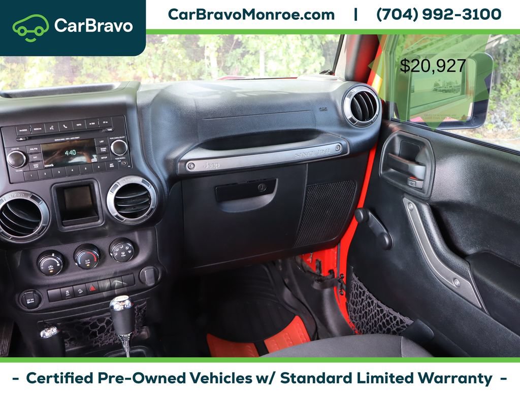 Used 2018 Jeep Wrangler Unlimited Sport w/ Connectivity Group AWD/4WD image 20