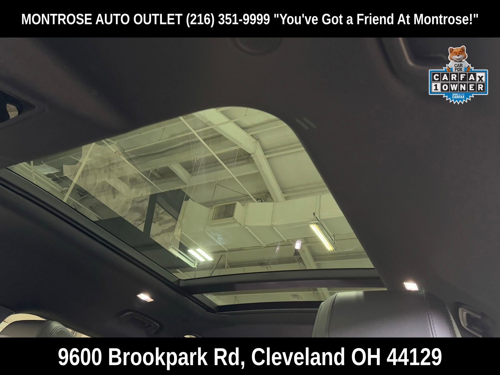 Used 2024 Land Rover Defender 110 S image 28