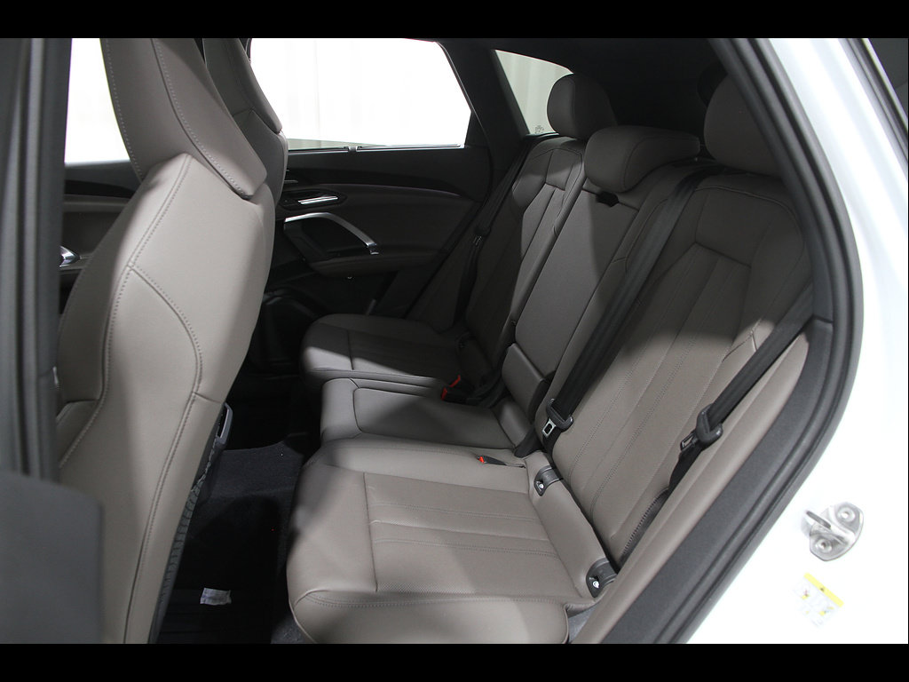 Used 2025 Audi Q5 Premium Plus AWD/4WD image 22
