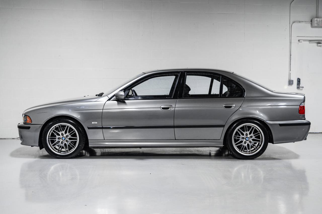 Used 2003 BMW M5 image 6