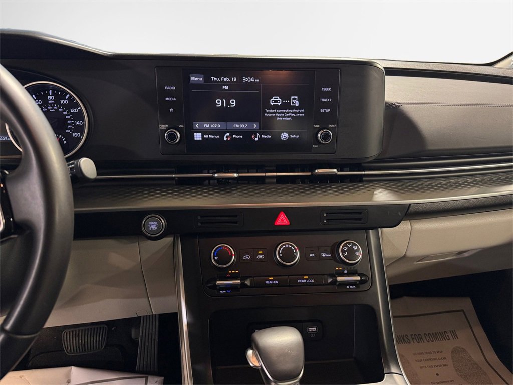 Certified 2024 Kia Carnival LX image 22