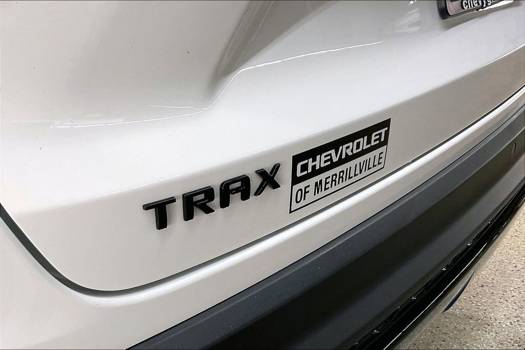 Used 2026 Chevrolet Trax RS w/ Sunroof Package FWD image 26