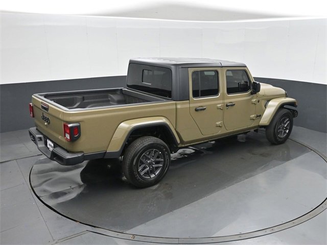 New 2025 Jeep Gladiator Sport image 36