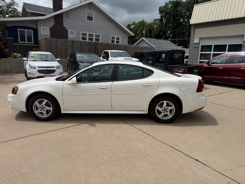 Used 2004 Pontiac Grand Prix GT2 FWD image 26
