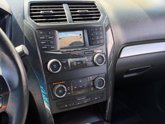 Used 2019 Ford Explorer XLT FWD image 18