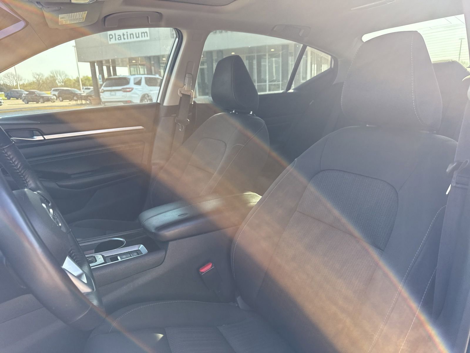 Used 2021 Nissan Altima 2.5 SV w/ SV Premium Package image 10