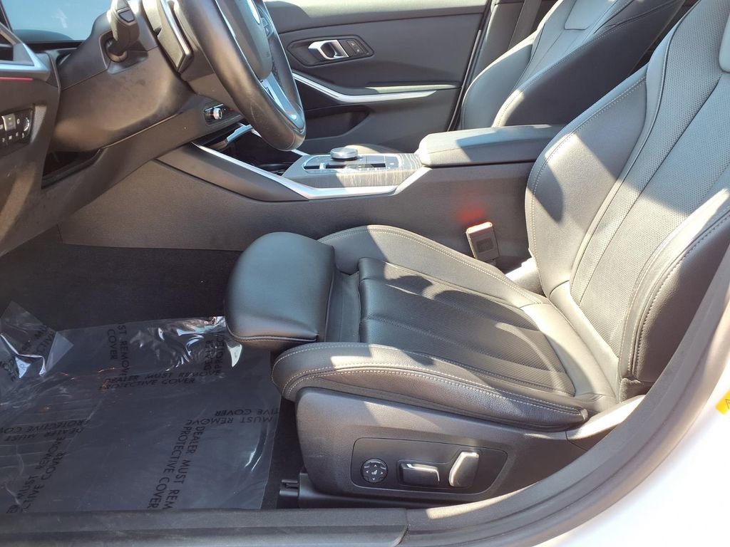 Used 2024 BMW 330e xDrive AWD/4WD image 23