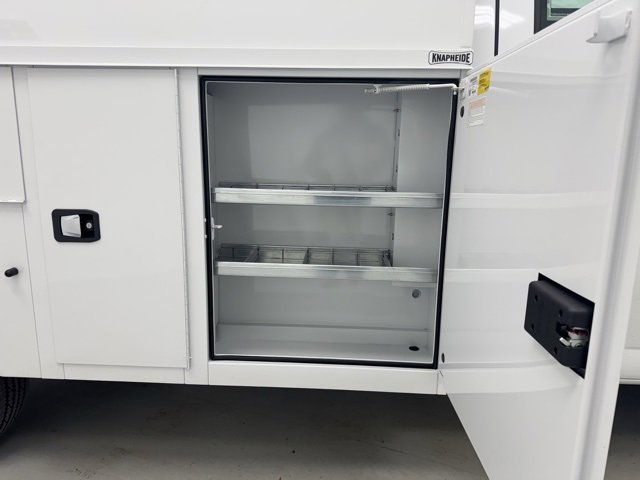 New 2026 Chevrolet Express 3500 w/ Power Convenience Package image 33