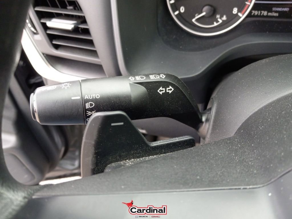 Used 2023 Nissan Rogue S image 24