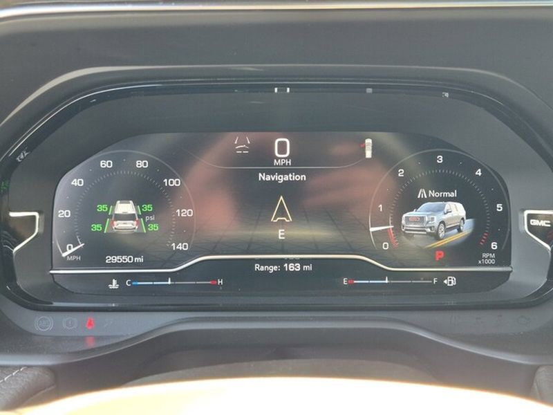 Used 2024 GMC Yukon Denali image 35