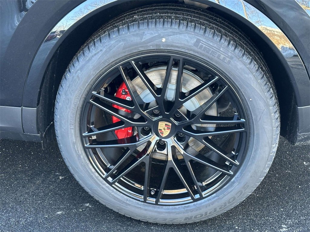 New 2026 Porsche Cayenne S image 8