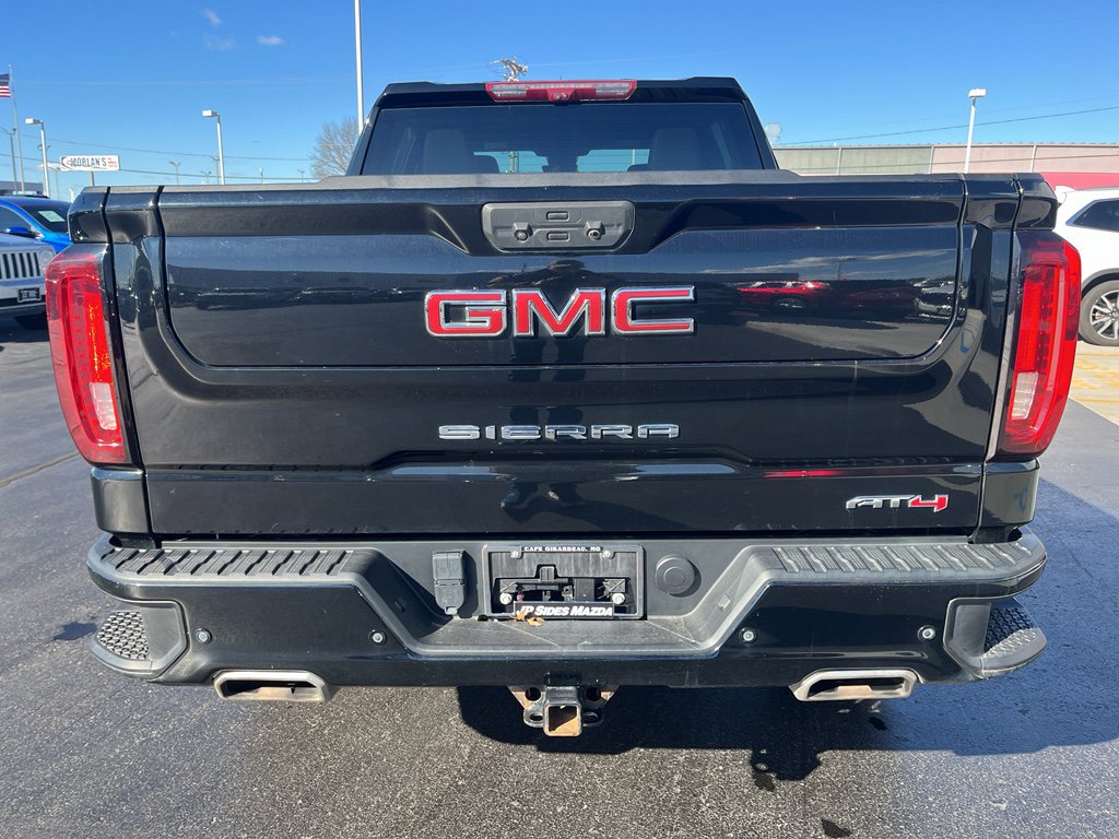Used 2023 GMC Sierra 1500 AT4 w/ Technology Package image 9