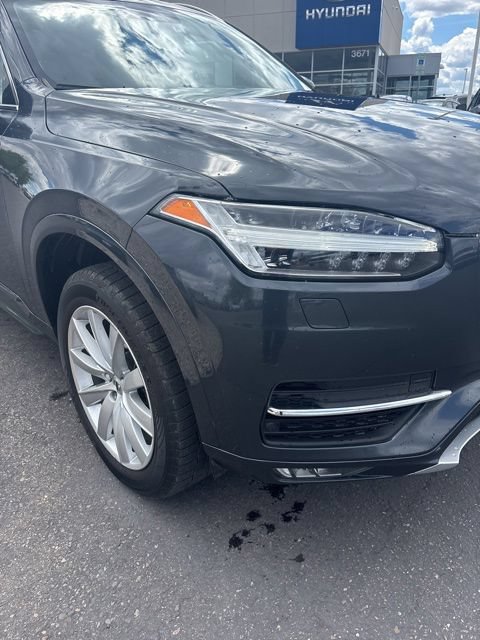 Used 2016 Volvo XC90 T6 Momentum w/ Momentum Plus Package AWD/4WD image 10