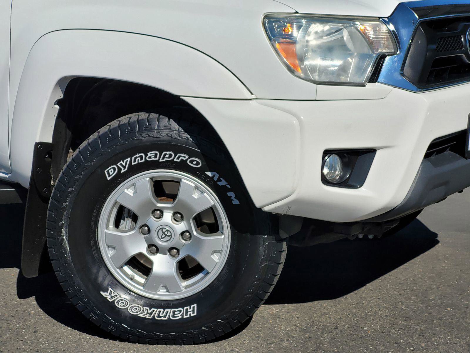 Used 2014 Toyota Tacoma 4x4 Double Cab w/ TRD Off-Road Package image 5