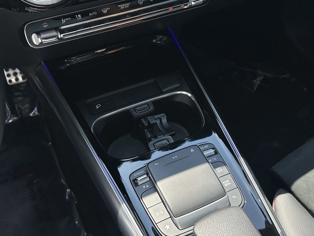 Certified 2022 Mercedes-Benz GLA 250 4MATIC image 31