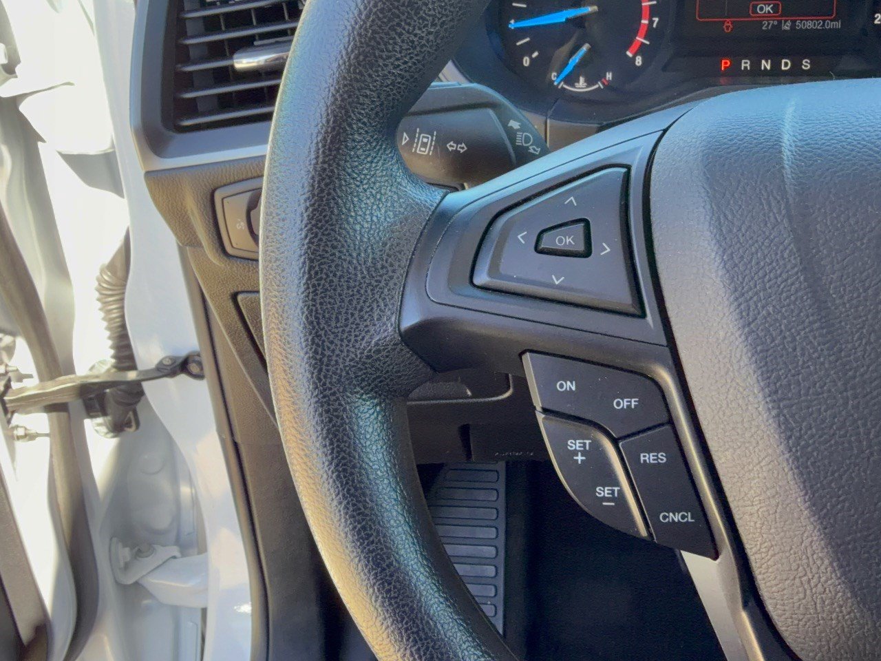Used 2020 Ford Edge SE FWD image 17