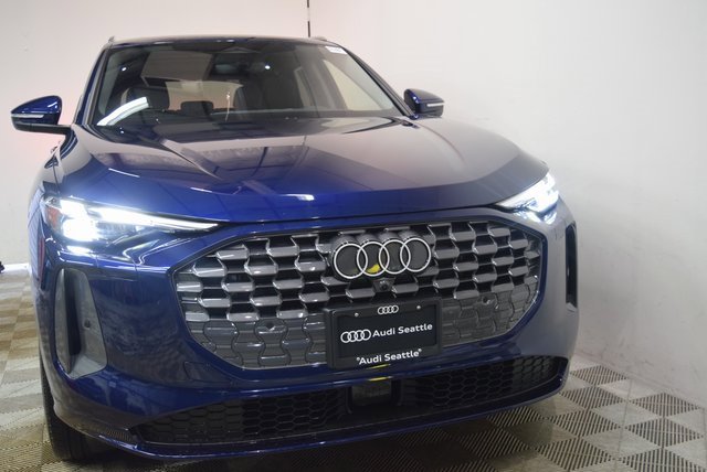 New 2025 Audi Q5 Premium image 2