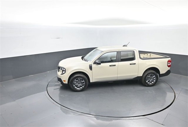 New 2025 Ford Maverick XLT image 24