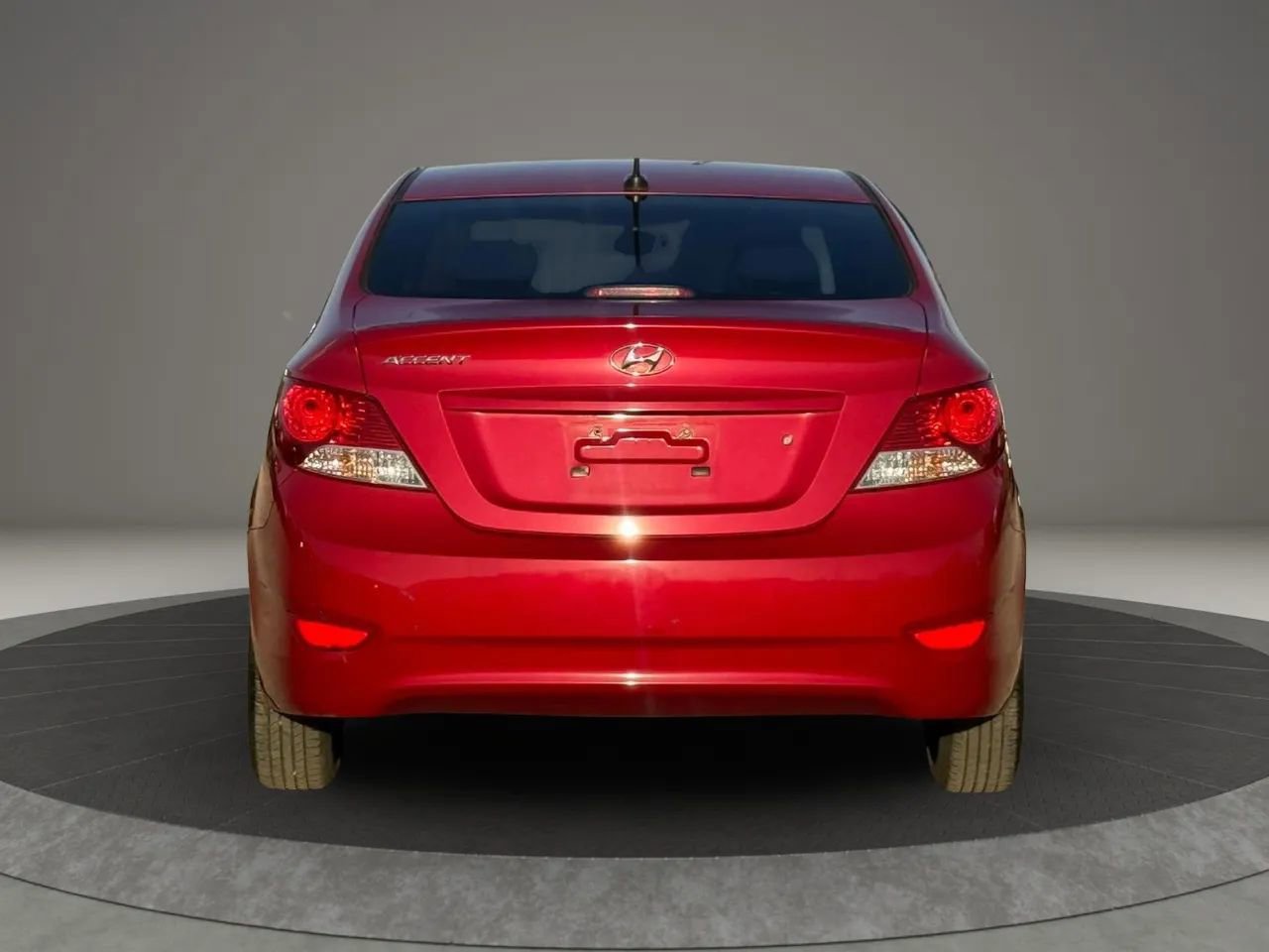 Used 2014 Hyundai Accent GLS image 6