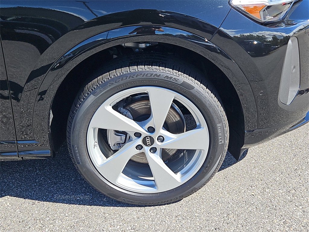 New 2025 Audi Q5 Premium Plus image 3