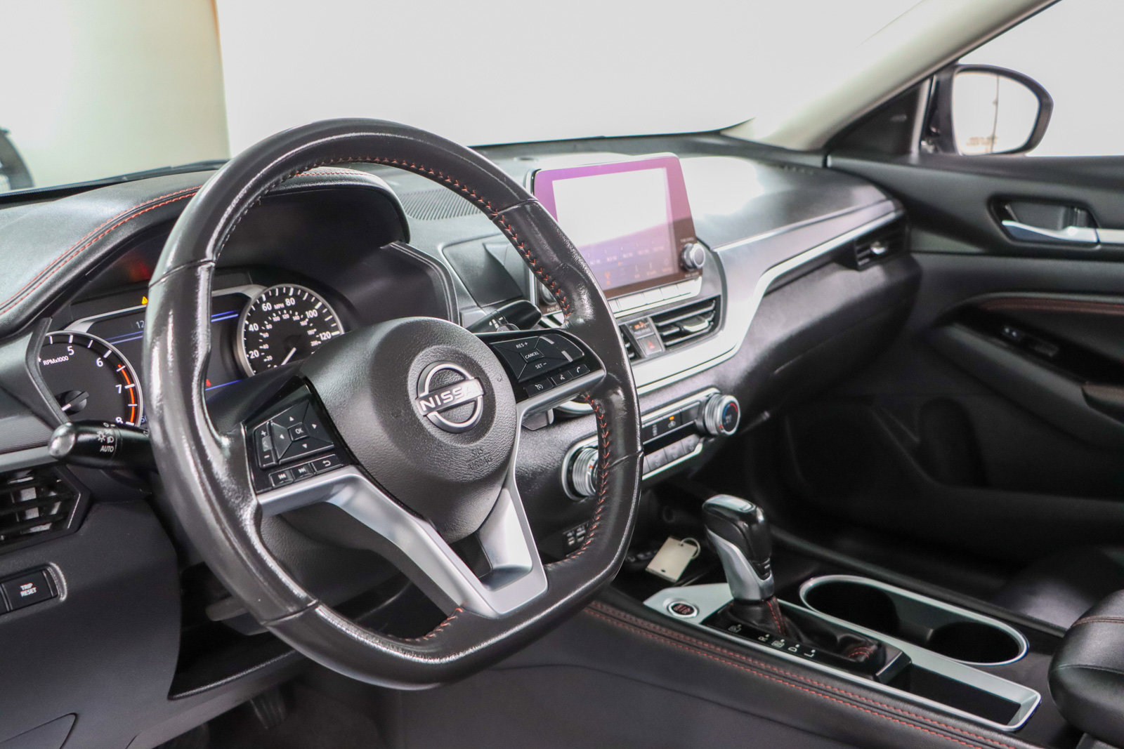 Used 2023 Nissan Altima 2.5 SR image 22