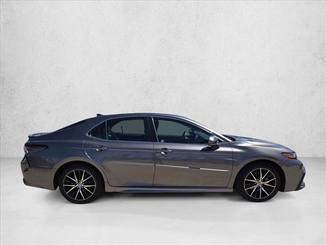 Used 2024 Toyota Camry SE FWD video 4