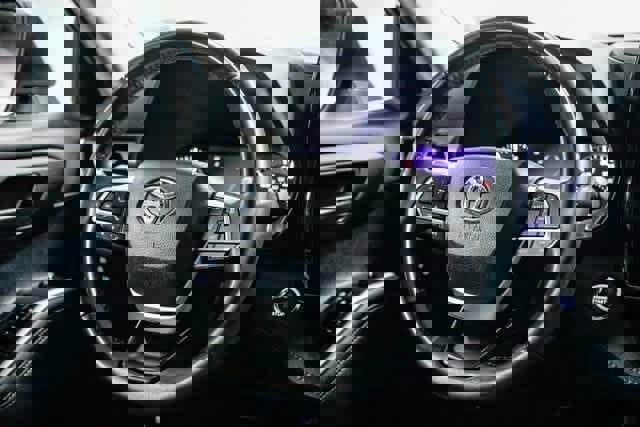 Certified 2023 Toyota Highlander LE image 14