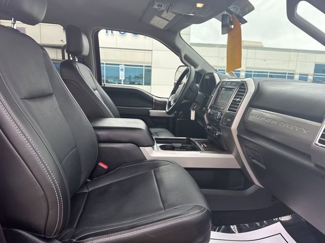 Used 2017 Ford F250 Lariat w/ Chrome Package image 9
