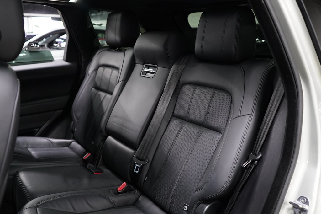 Used 2019 Land Rover Range Rover Sport Supercharged AWD/4WD image 26