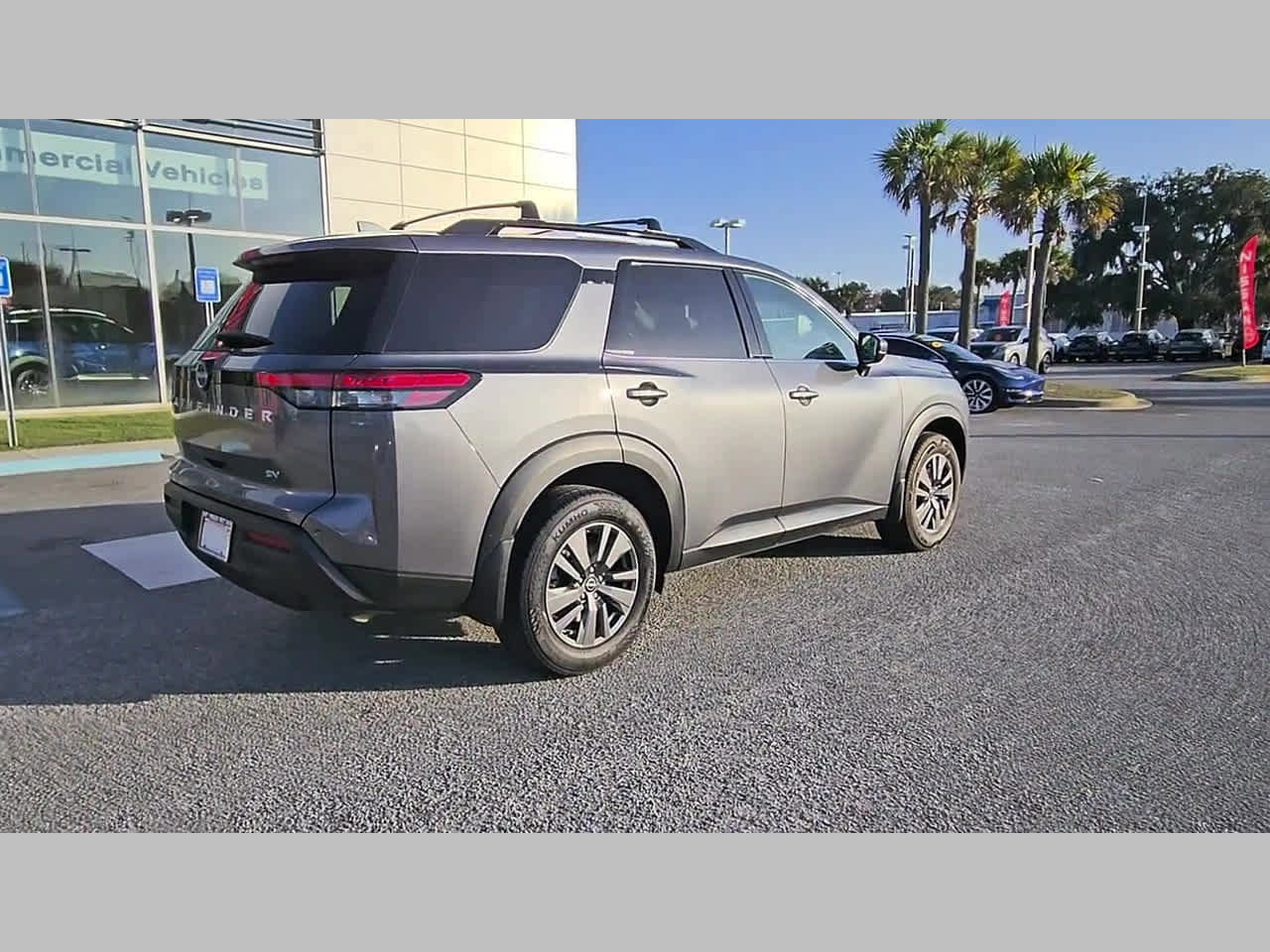 Used 2024 Nissan Pathfinder SV w/ Cargo Package image 33