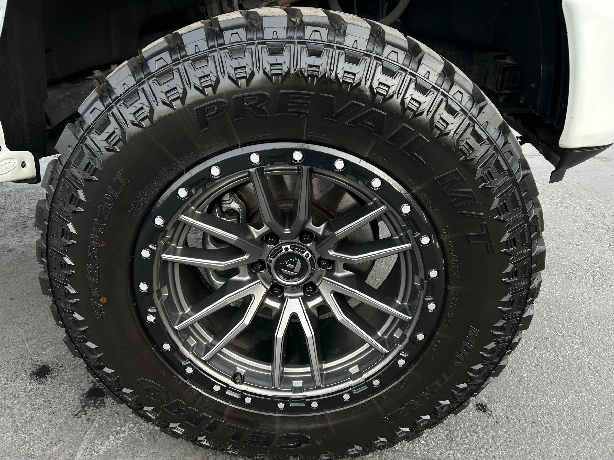 Used 2020 Ford F150 Platinum w/ Equipment Group 701A Luxury image 39