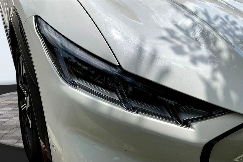 Used 2022 Ford Mustang Mach-E Premium AWD/4WD image 32