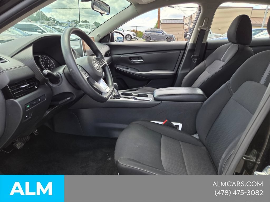 Used 2024 Nissan Sentra SV FWD image 5