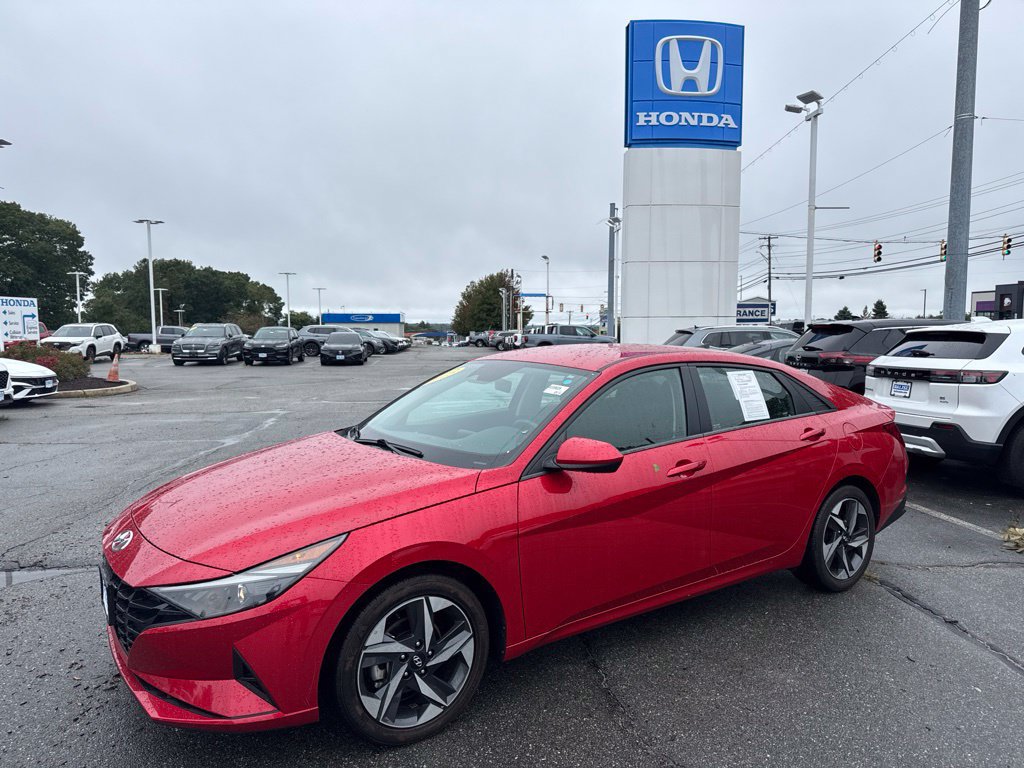 Used 2023 Hyundai Elantra SEL w/ Convenience Package