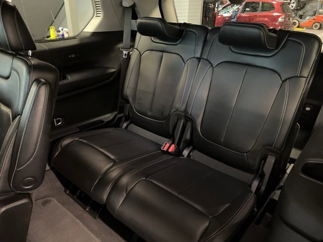 Used 2021 Jeep Grand Cherokee L Limited image 29