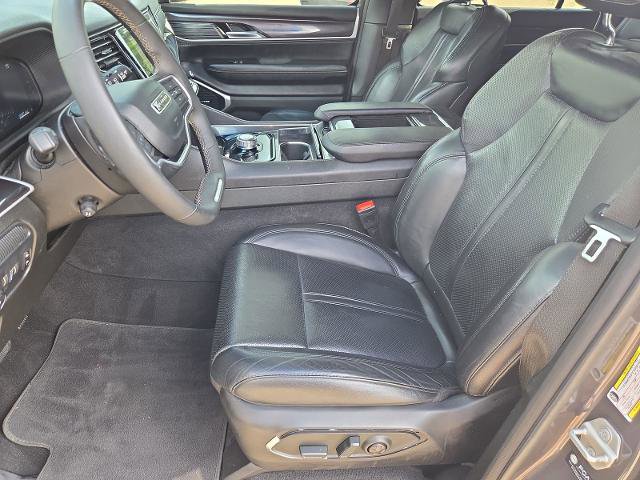 Used 2024 Jeep Wagoneer L 2WD w/ Premium Group I image 20