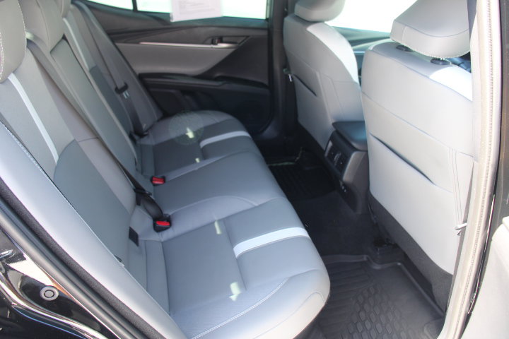 Used 2026 Toyota Camry SE w/ Convenience Package FWD image 17