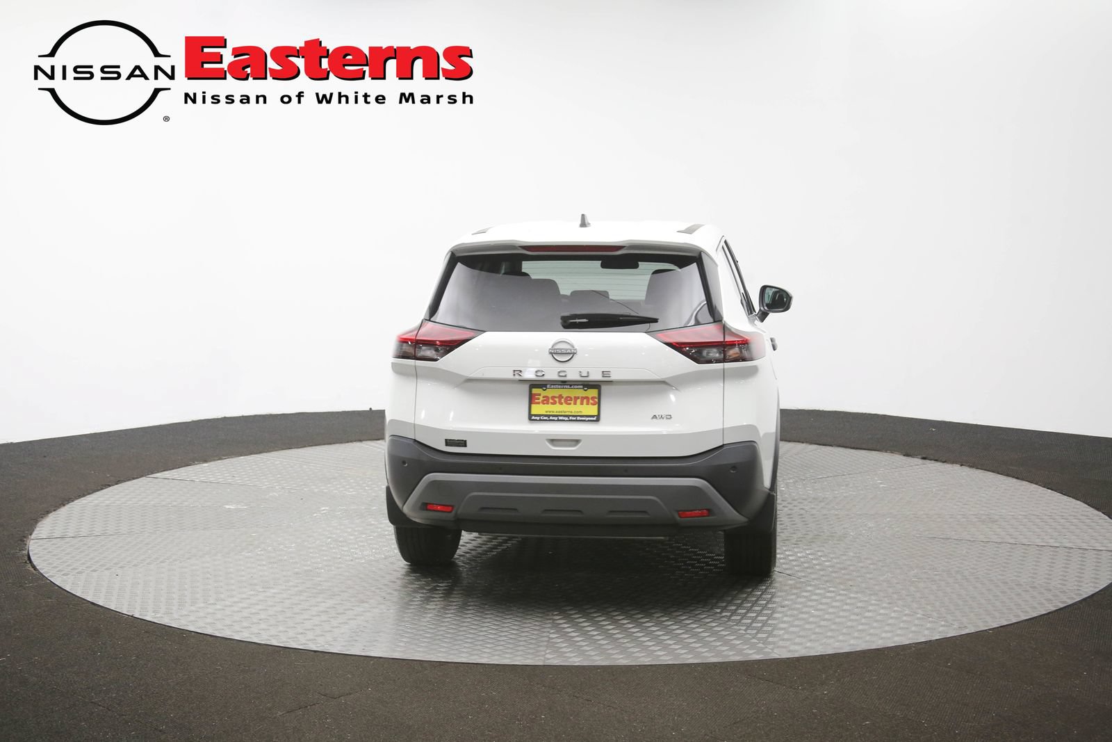 Used 2023 Nissan Rogue S AWD/4WD image 38