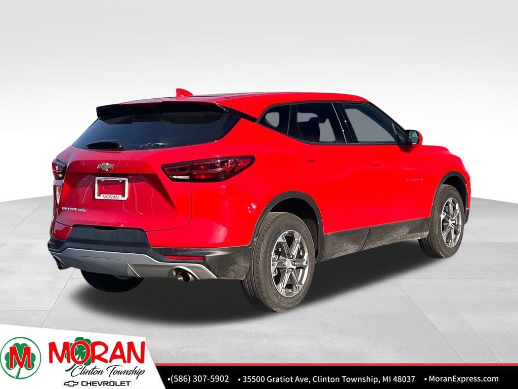 Used 2023 Chevrolet Blazer LT w/ Driver Confidence Package image 5