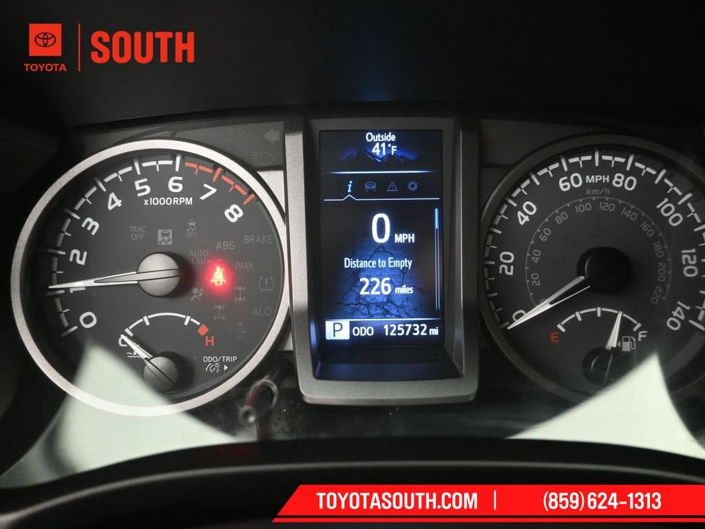 Used 2020 Toyota Tacoma TRD Off-Road AWD/4WD image 12