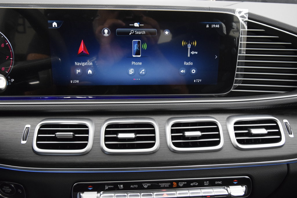 New 2026 Mercedes-Benz GLS 450 4MATIC image 28