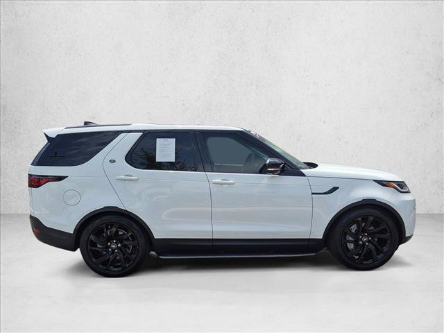 Used 2024 Land Rover Discovery S AWD/4WD image 3