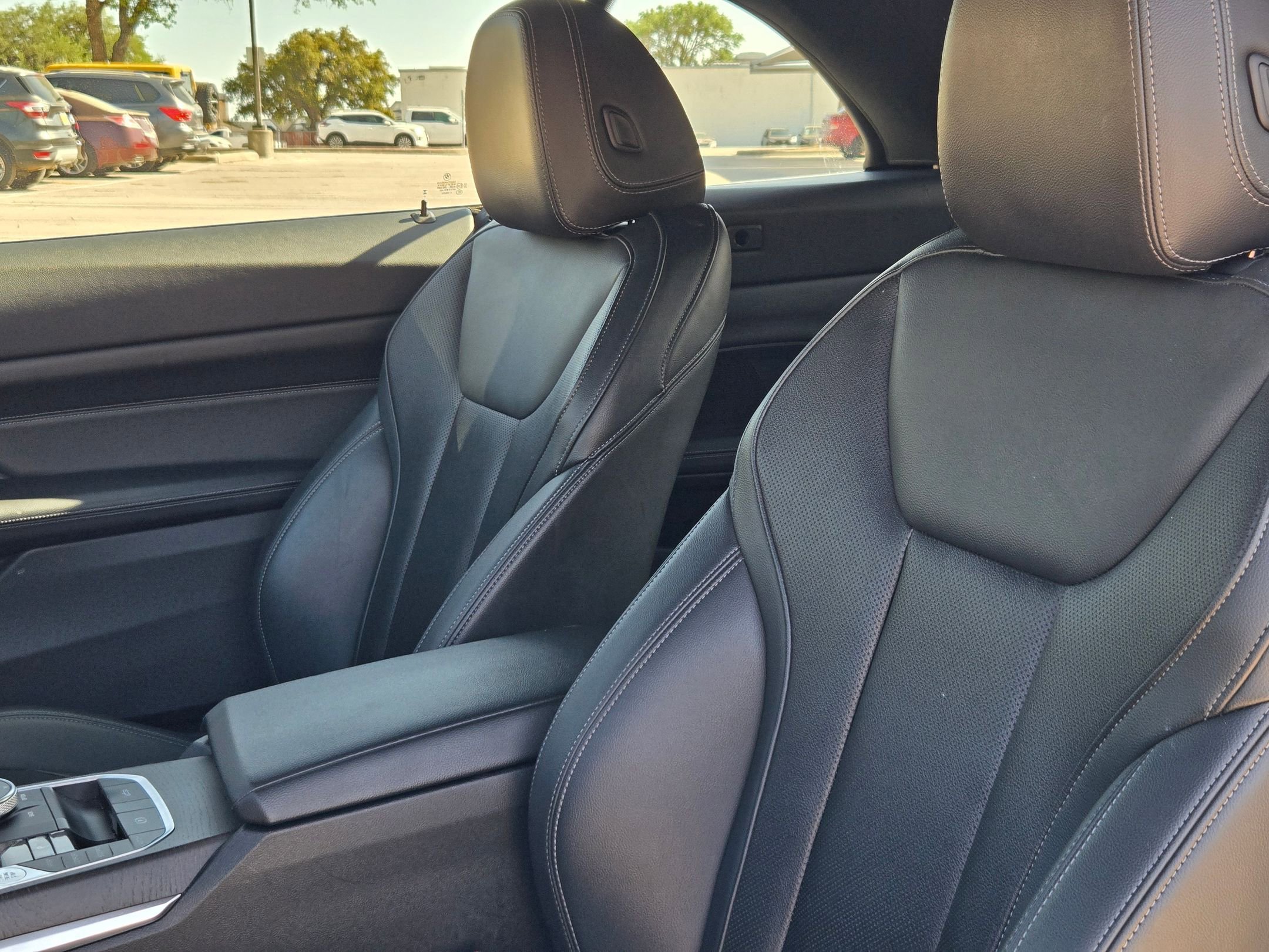 Used 2024 BMW 430i Convertible image 13