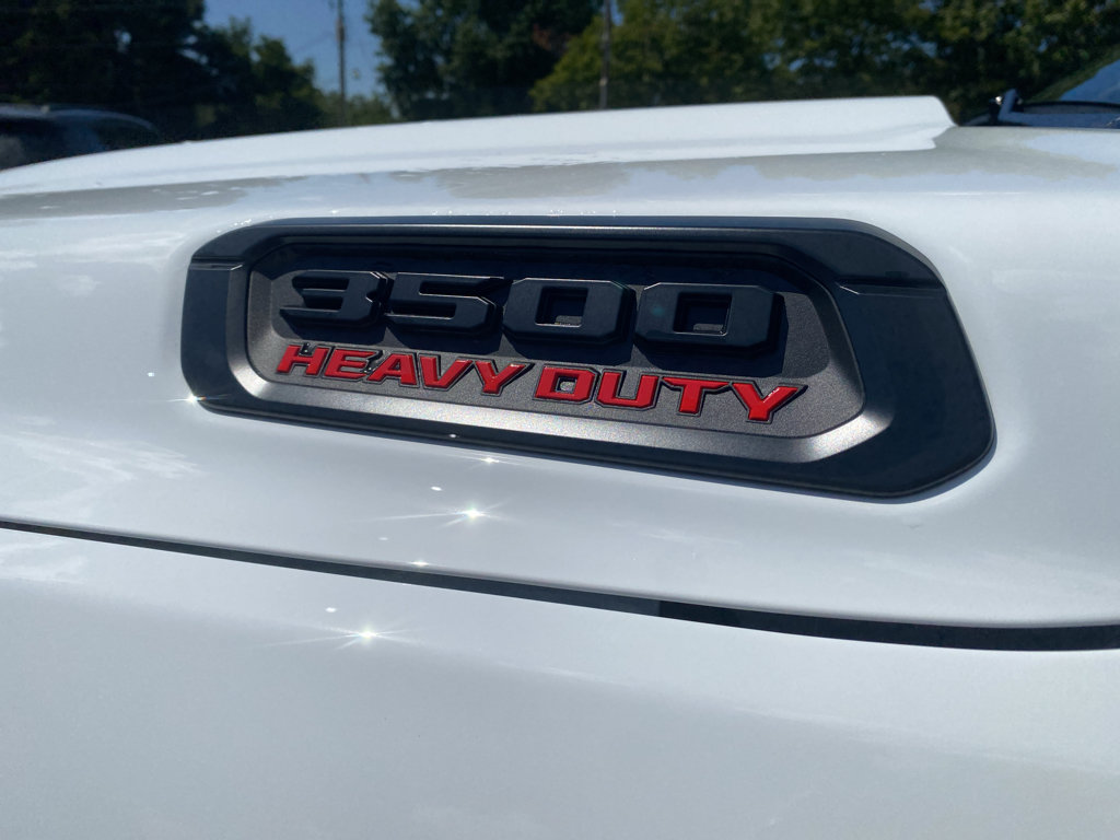 New 2026 RAM 3500 Tradesman AWD/4WD image 10