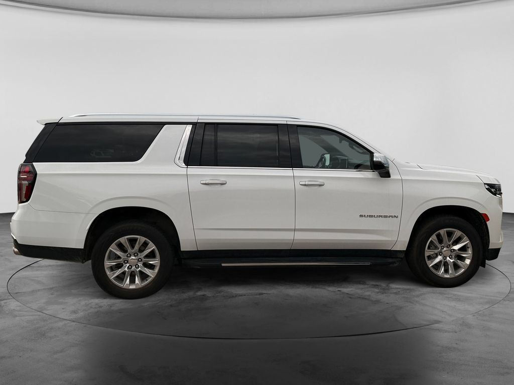 Used 2023 Chevrolet Suburban Premier AWD/4WD image 12