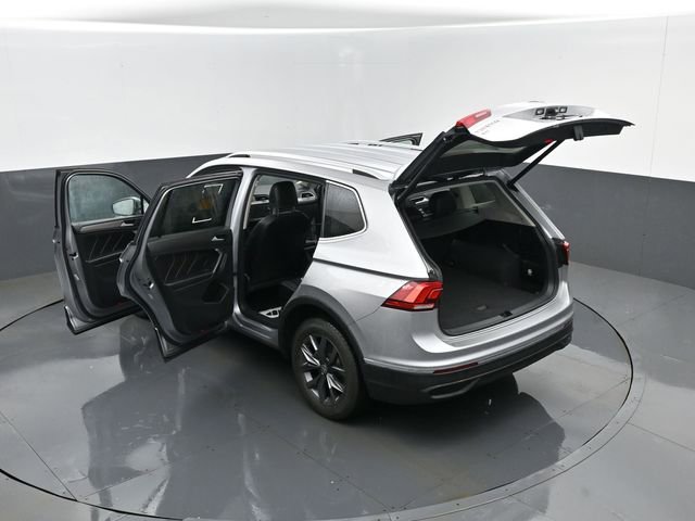 Used 2022 Volkswagen Tiguan SE image 27