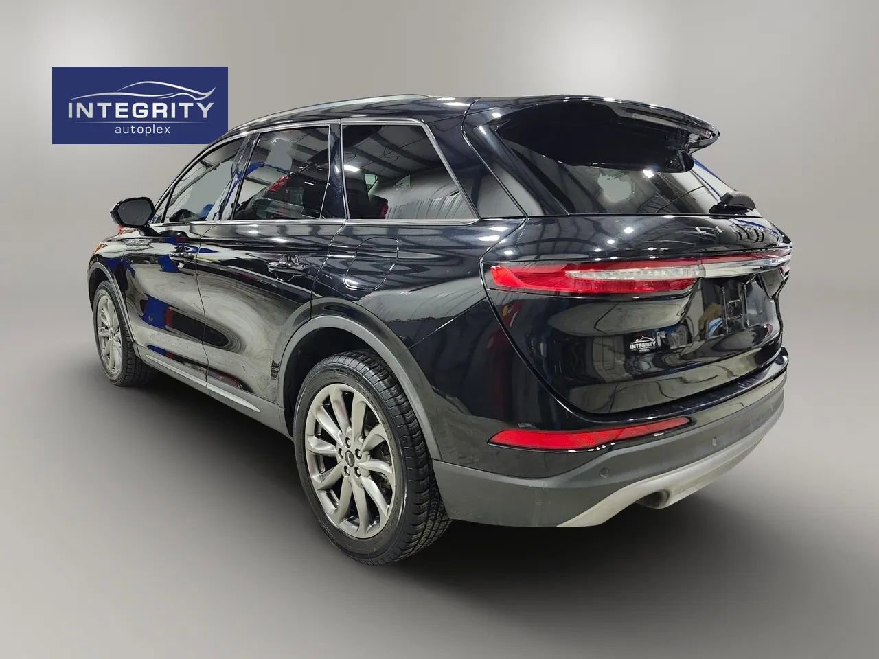 Used 2020 Lincoln Corsair FWD w/ Premium Package image 5