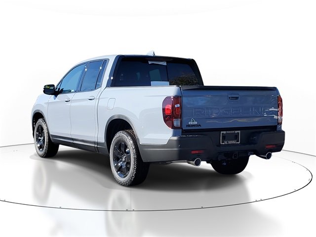New 2026 Honda Ridgeline Black Edition image 3