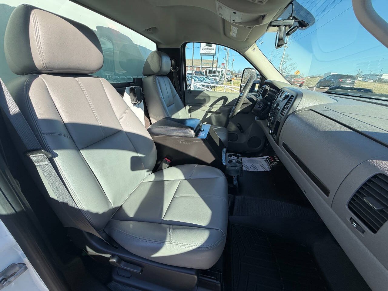 Used 2014 Chevrolet Silverado 3500 W/T RWD image 17