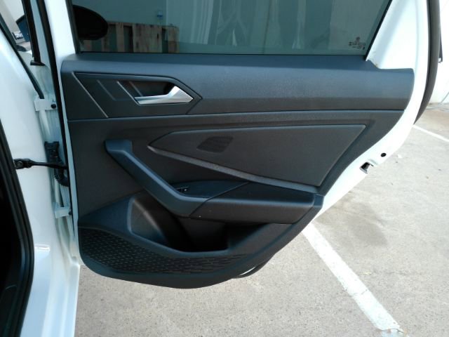 Used 2025 Volkswagen Jetta Sport image 23